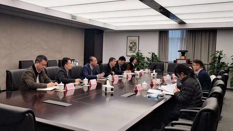 興合集團黨委專職副書記、紀(jì)委書記俞曉東到浙農(nóng)股份調(diào)研指導(dǎo)基層黨建工作