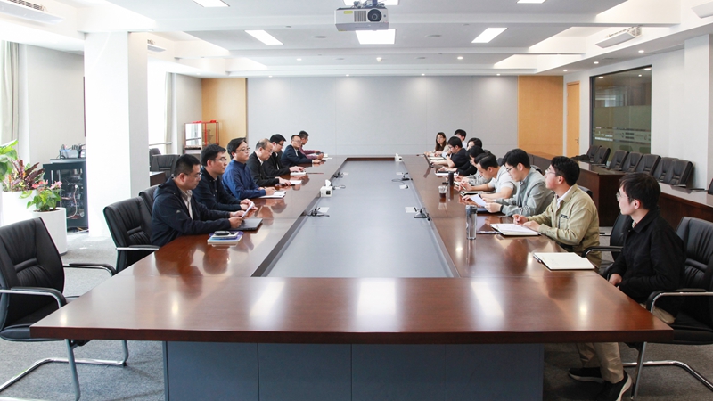 集團第一支部開展“學黨紀法規(guī)，守紀律底線”警示教育主題黨日活動